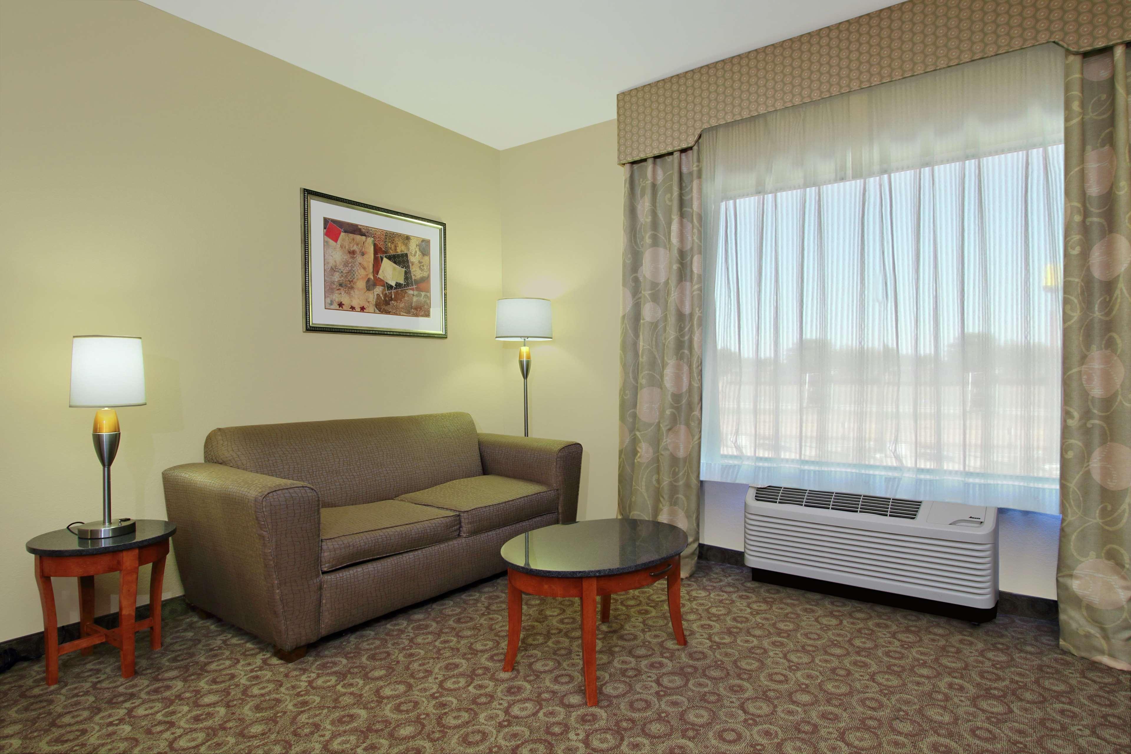 Hampton Inn&Suites Buffalo Exterior foto