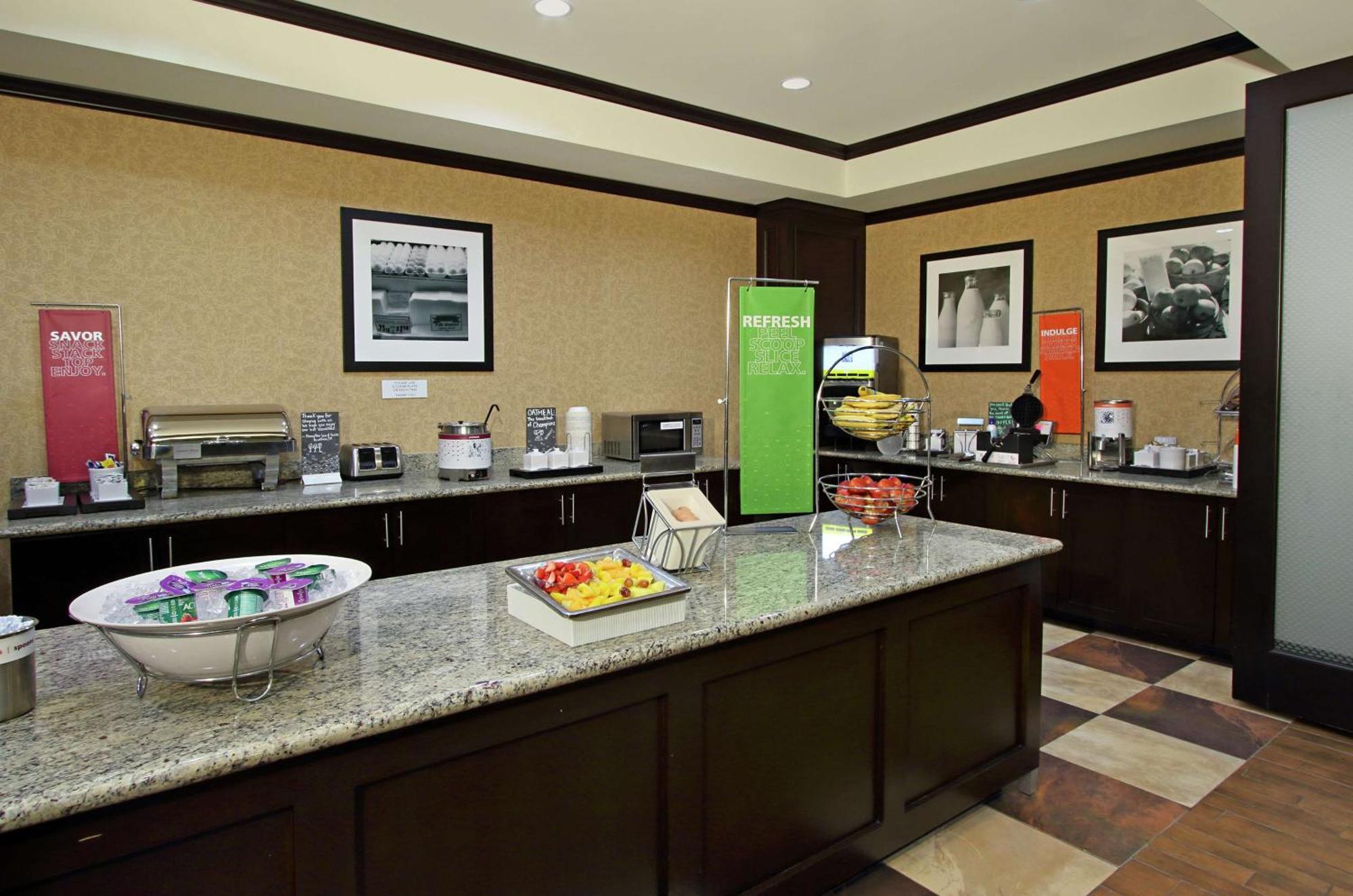 Hampton Inn&Suites Buffalo Exterior foto